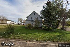 401 East St N, Elgin, ND 58533