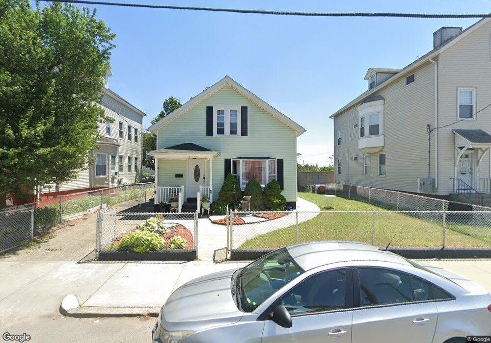 134 Clay St, Pawtucket, RI 02860 - photo 1