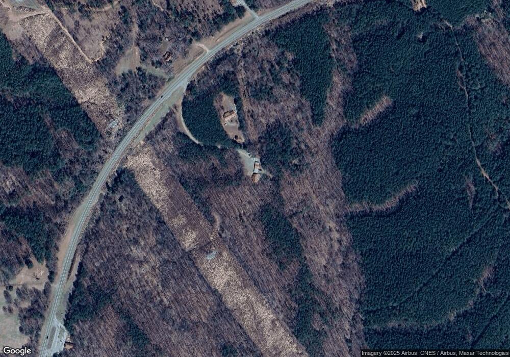 6710 Chatham Rd, Martinsville, VA 24112 - photo 1