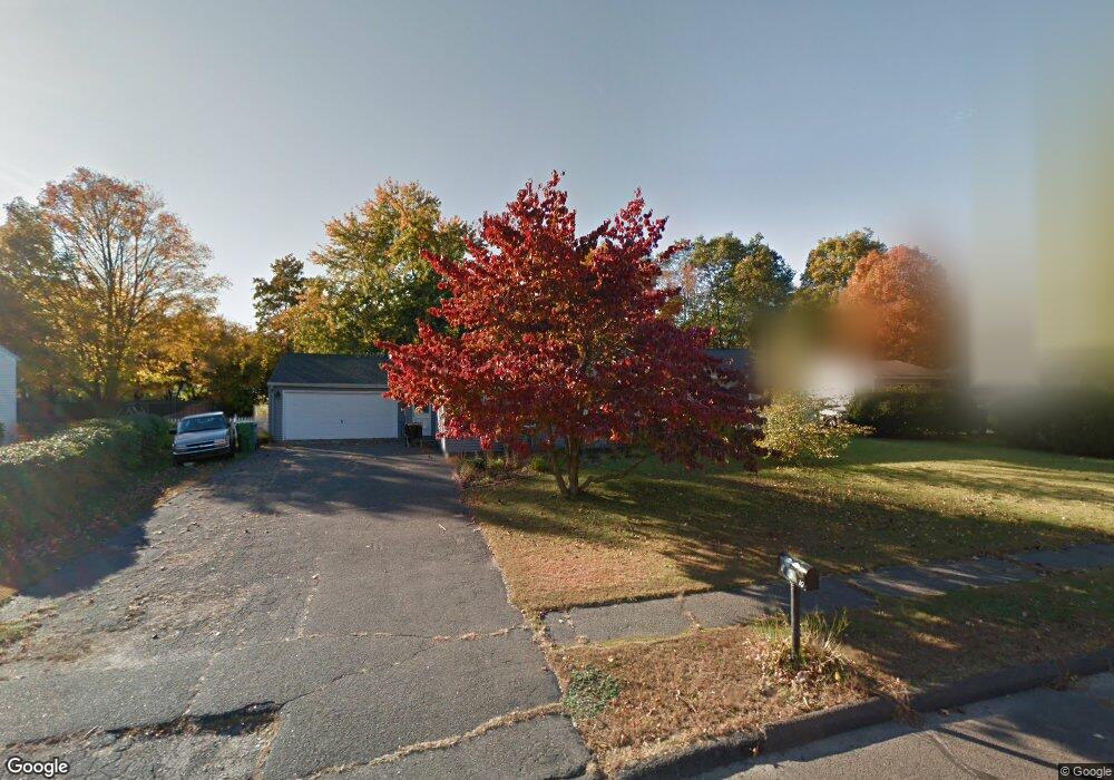 10 Deer Run, Plantsville, CT 06479 - photo 1