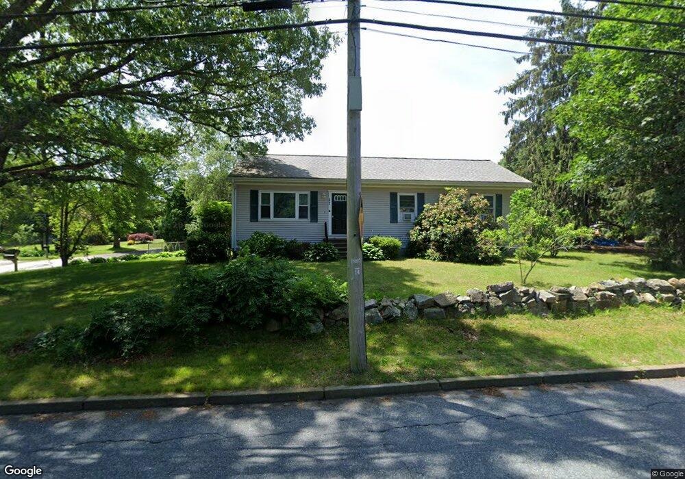 164 Allen Ave, Wakefield, RI 02879 - photo 1