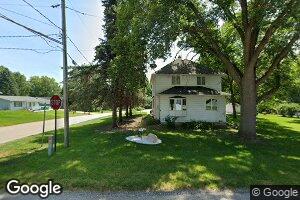 213 NE Park Ave, Elysian, MN 56028