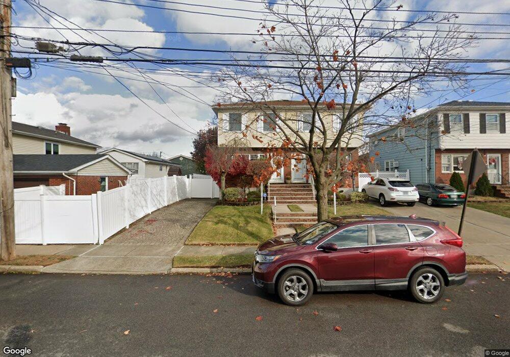 251 Abingdon Ave, Staten Island, NY 10308 - photo 1