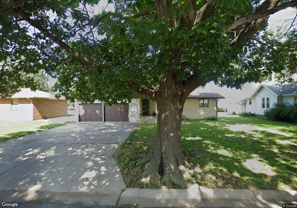 208 S 3rd St, Colwich, KS 67030 - photo 1