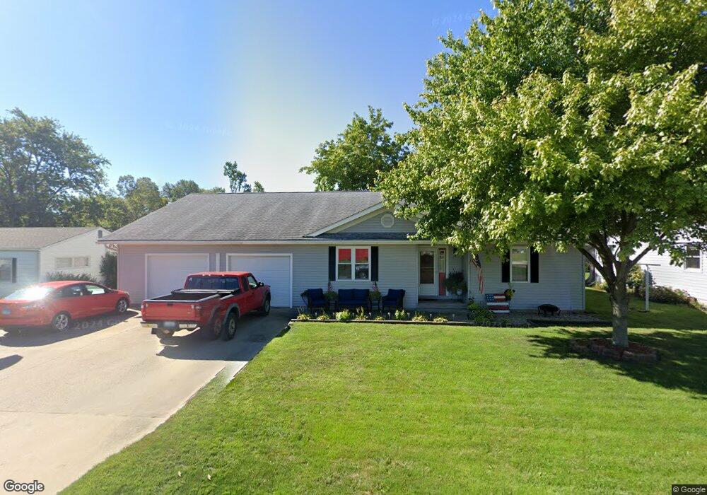 503 E Northline Rd unit 1, Tuscola, IL 61953 - photo 1