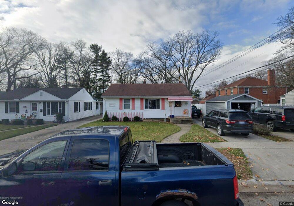 3329 Walnut St, Port Huron, MI 48060 - photo 1