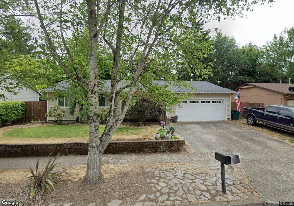 1412 N Meridian St, Newberg, OR 97132 - photo 1