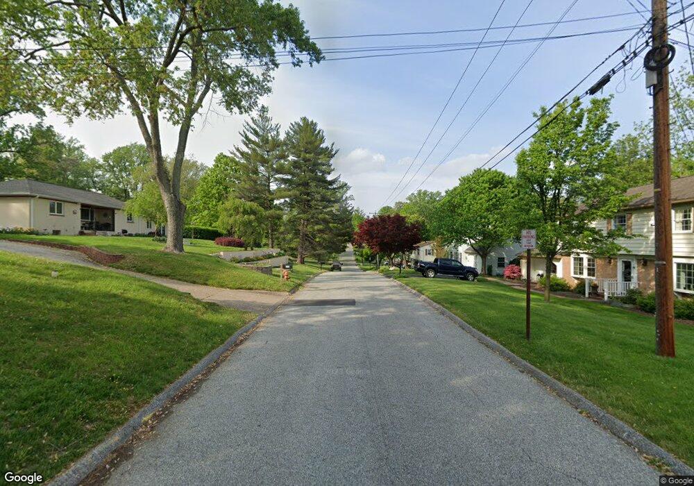 827 Hillside Rd, Catonsville, MD 21228 - photo 1