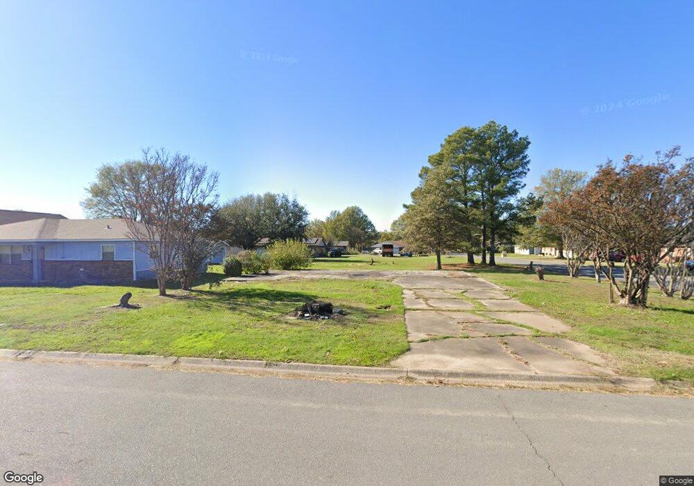 1809 N Maple St, Stuttgart, AR 72160 - photo 1