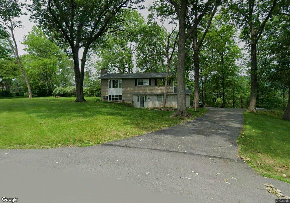 2242 High Point Ln, Slatington, PA 18080 - photo 1