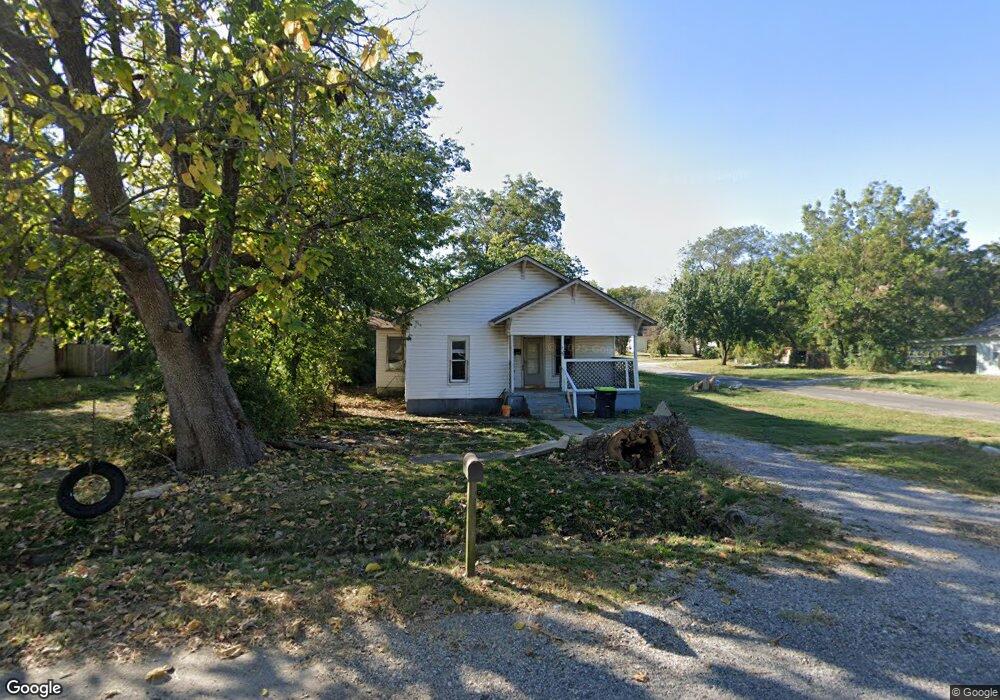 231 W 15th St, Ada, OK 74820 - photo 1