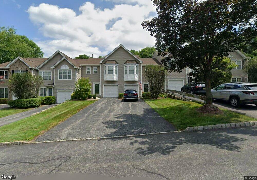 392 Green Mountain Rd, Mahwah, NJ 07430 - photo 1