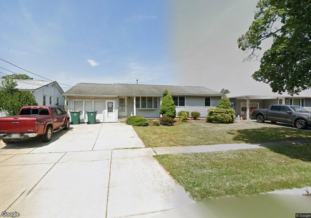 846 Remington Dr, North Tonawanda, NY 14120 - photo 1