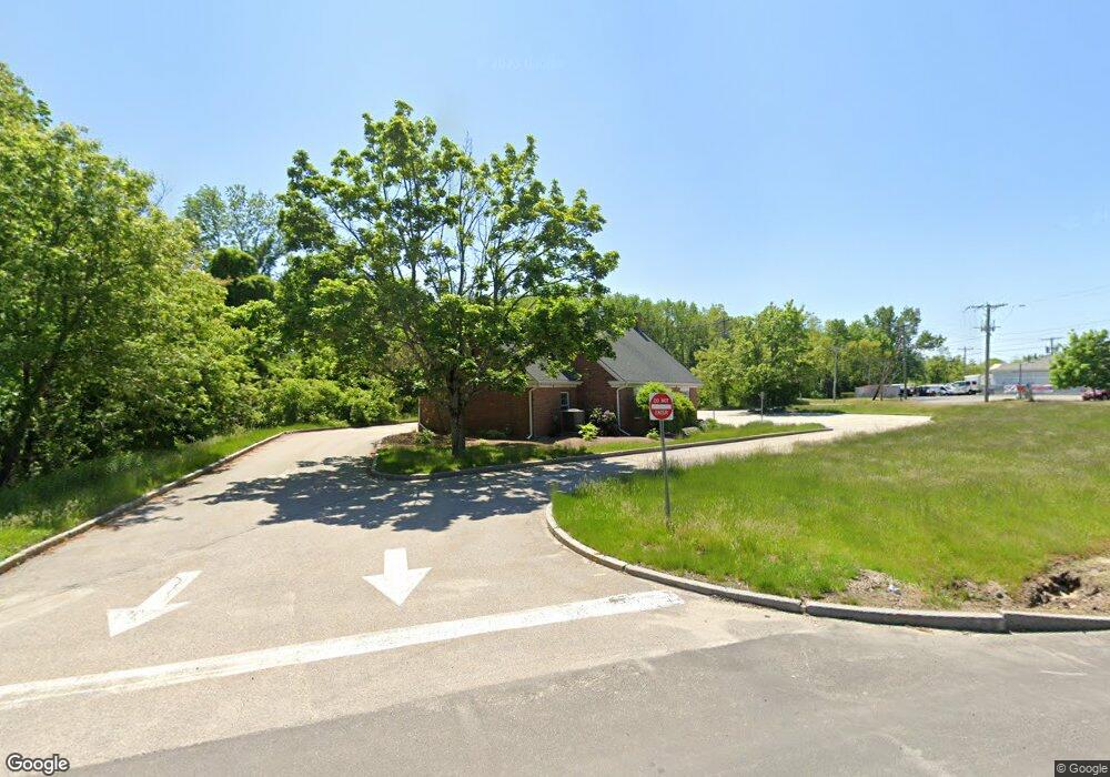 405 Portland Ave, Rollinsford, NH 03869 - photo 1