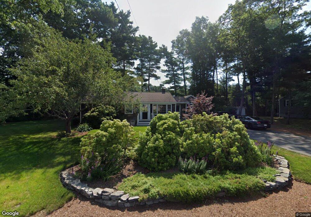 8 Cromesett Rd, Wareham, MA 02571 - photo 1