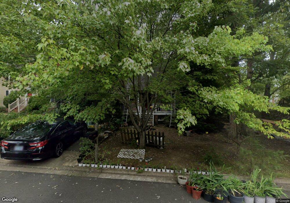 5005 Castle Point Ct, Glen Allen, VA 23060 - photo 1