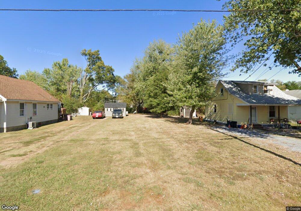 709 Goldsborough Ave, Cambridge, MD 21613 - photo 1