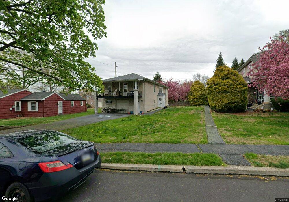 817 N Temple Blvd, Temple, PA 19560 - photo 1