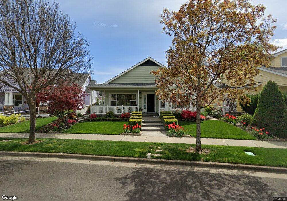 1128 Buck Point St, Central Point, OR 97502 - photo 1