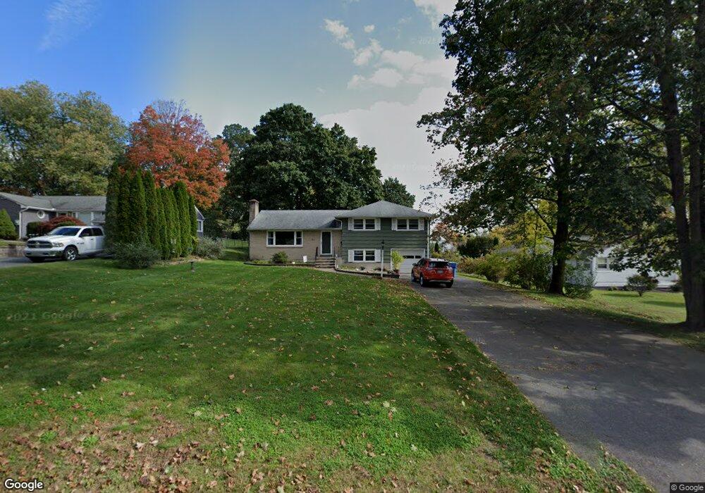 139 Avery St, Manchester, CT 06042 - photo 1