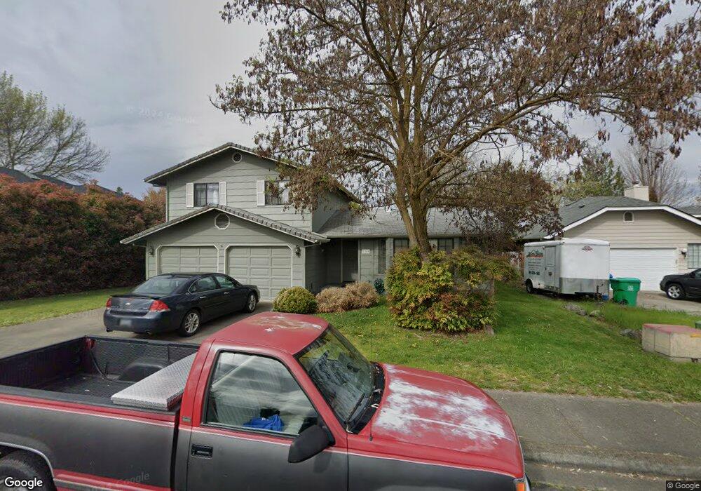 1860 Meadow Glen, Grants Pass, OR 97527 - photo 1