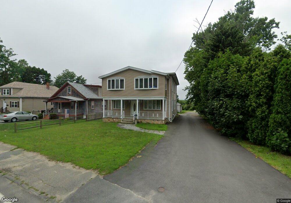 233 Main St, Acushnet, MA 02743 - photo 1