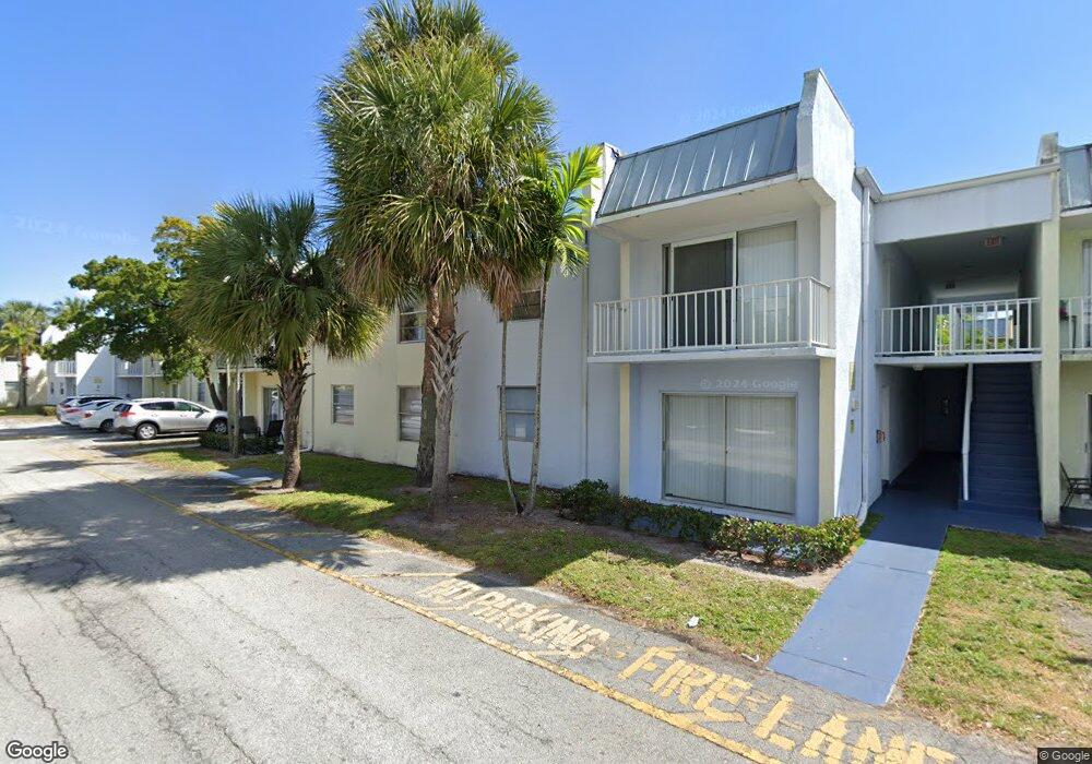 411 Executive Center Dr unit 215, West Palm Beach, FL 33401 - photo 1