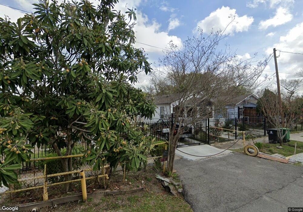 3031 Bringhurst St, Houston, TX 77026 - photo 1