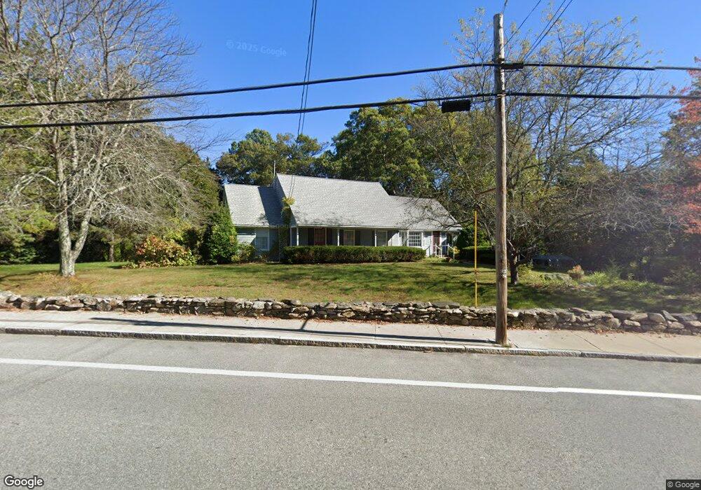 929 Greenville Ave, Greenville, RI 02828 - photo 1