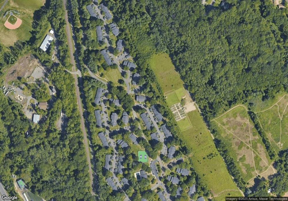 80 Quince Ct unit 262, Red Bank, NJ 07701 - photo 1