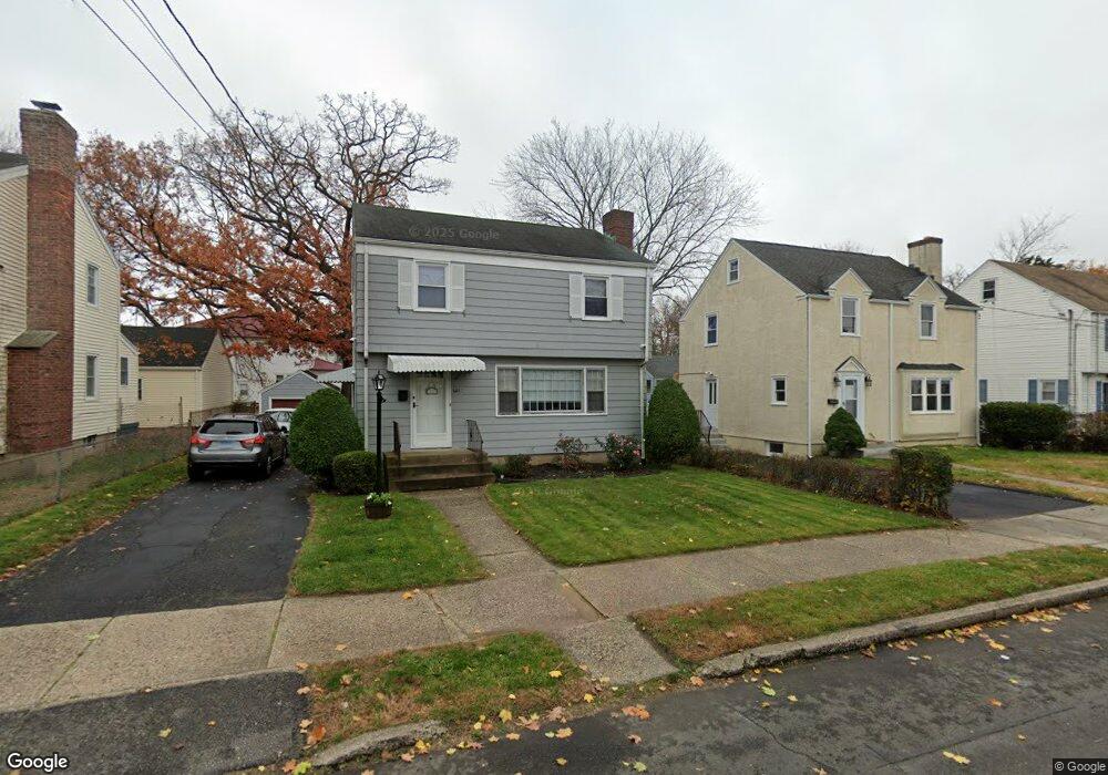 261 Thorme St, Bridgeport, CT 06606 - photo 1