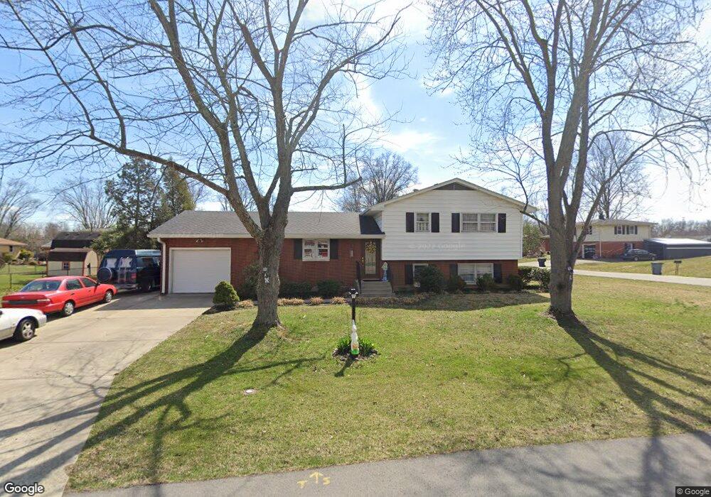 1010 Woodside Dr, New Albany, IN 47150 - photo 1
