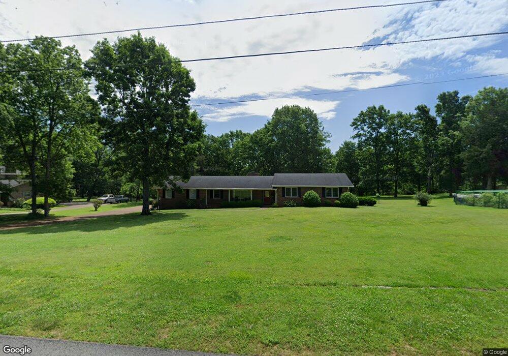 207 Greenbriar Ave, Shelbyville, TN 37160 - photo 1