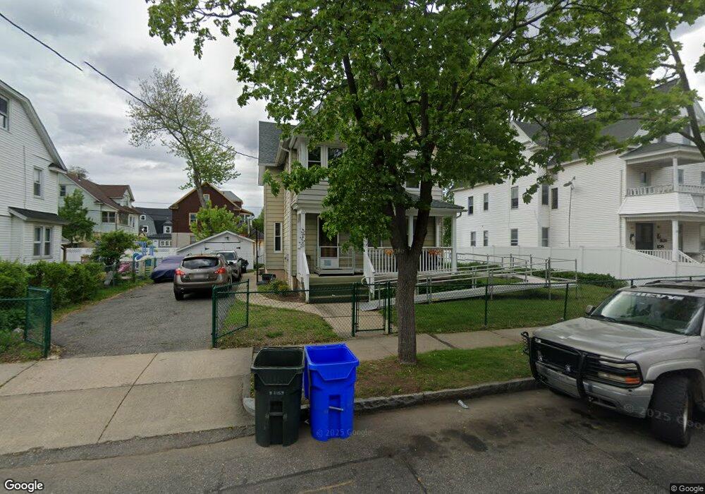 30 Middlesex St, Springfield, MA 01109 - photo 1