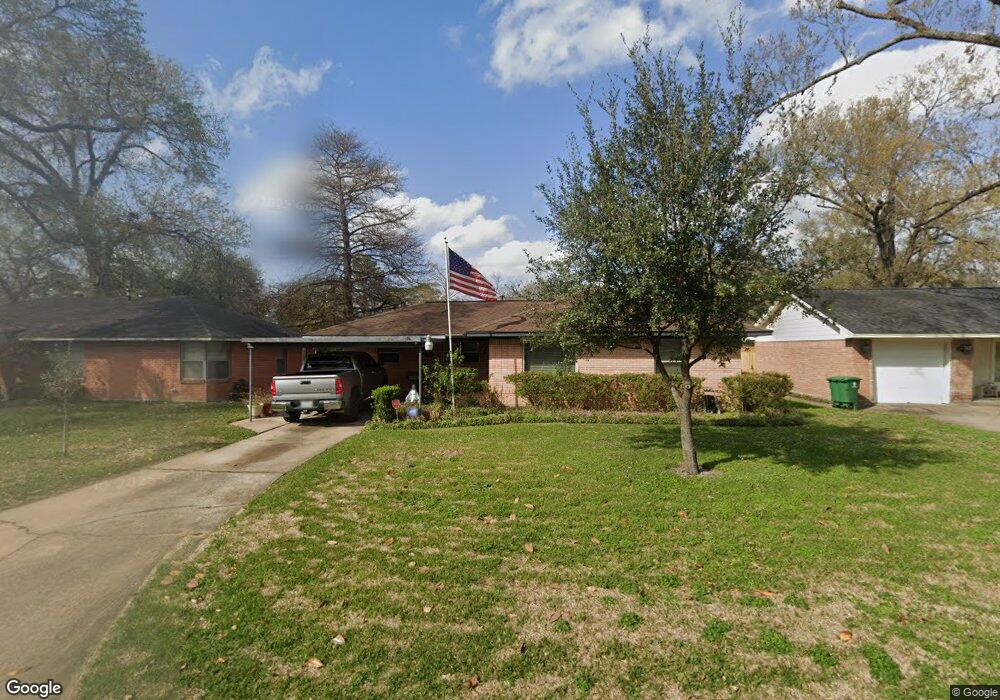 1034 W 30th St, Houston, TX 77018 - photo 1