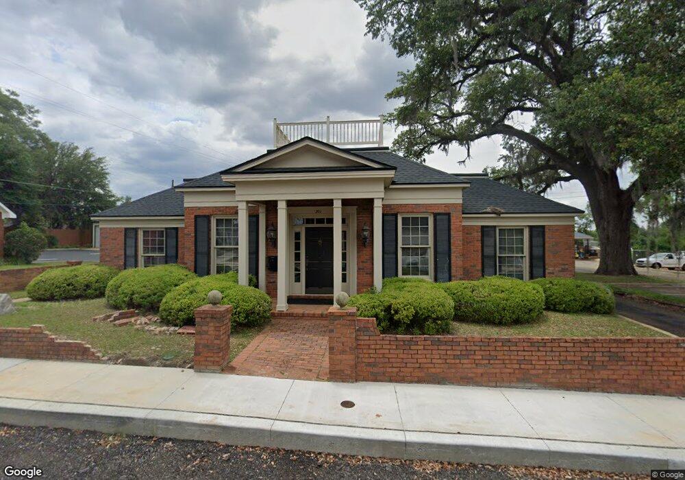 201 N Donalson St, Bainbridge, GA 39817 - photo 1