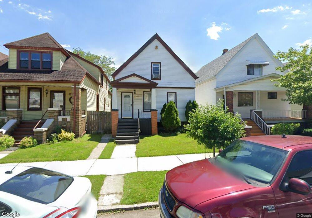 2700 Evaline St, HamtraMcK, MI 48212 - photo 1