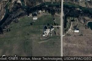 337 S Mill St, Wadena, IA 52169