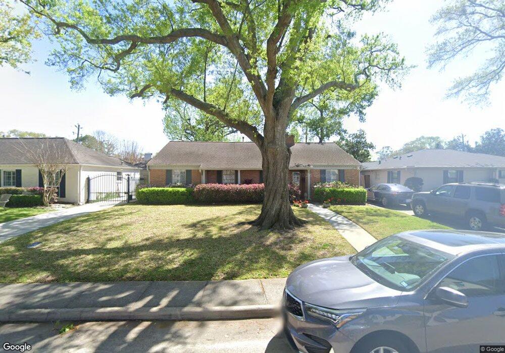 6151 Meadow Lake Ln, Houston, TX 77057 - photo 1