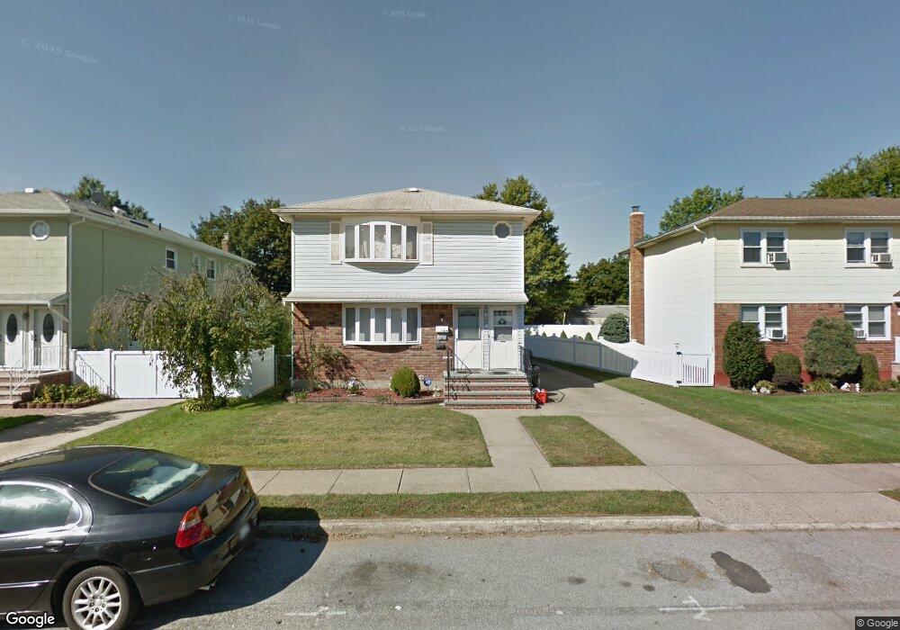 63 Farnum Blvd, Franklin Square, NY 11010 - photo 1