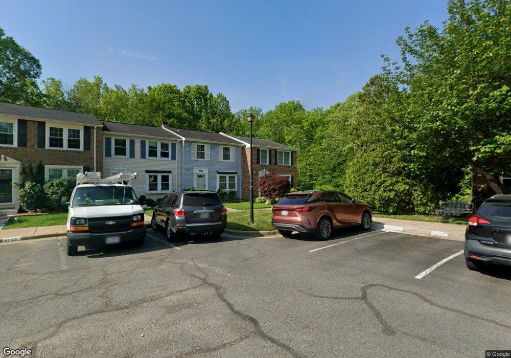 8136 Willowdale Ct, Springfield, VA 22153 - photo 1