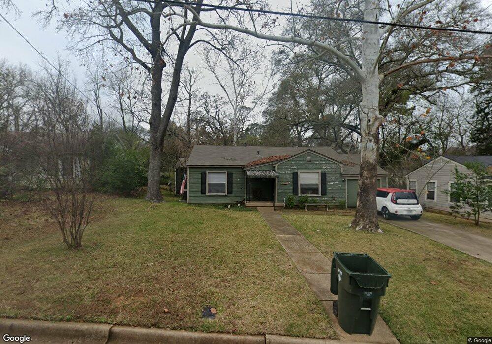 2619 2619 Oak Ln, Tyler, TX 75701 - photo 1