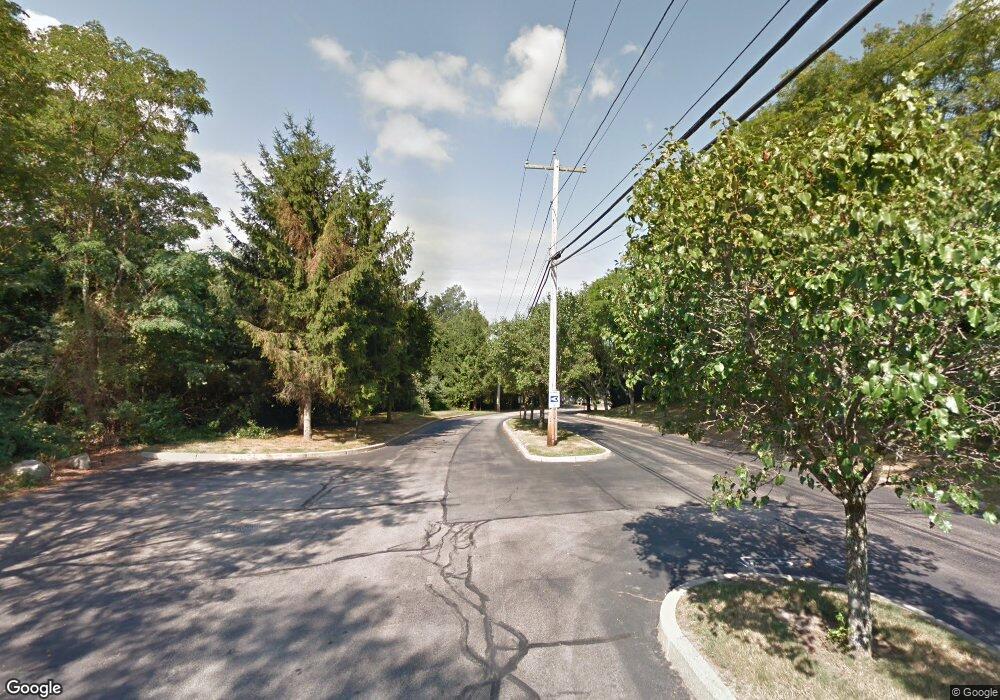 565 Quaker Ln unit 128, West Warwick, RI 02893 - photo 1