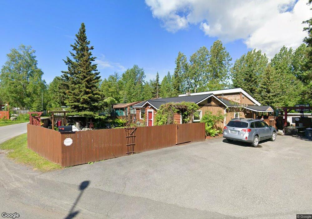 1803 Roosevelt Dr, Anchorage, AK 99517 - photo 1