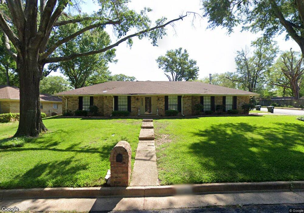 6024 Huntington Dr, Tyler, TX 75703 - photo 1
