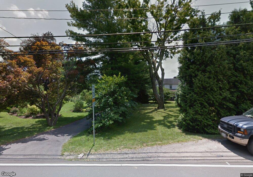 9 E Loudoun St, Round Hill, VA 20141 - photo 1