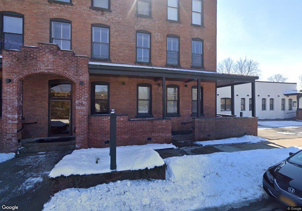 7 Wells St unit 203, Saratoga Springs, NY 12866 - photo 1