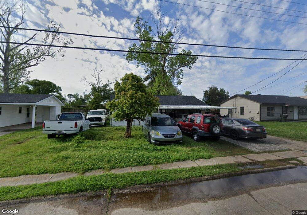 1212 Meadow Dr, Lake Charles, LA 70607 - photo 1