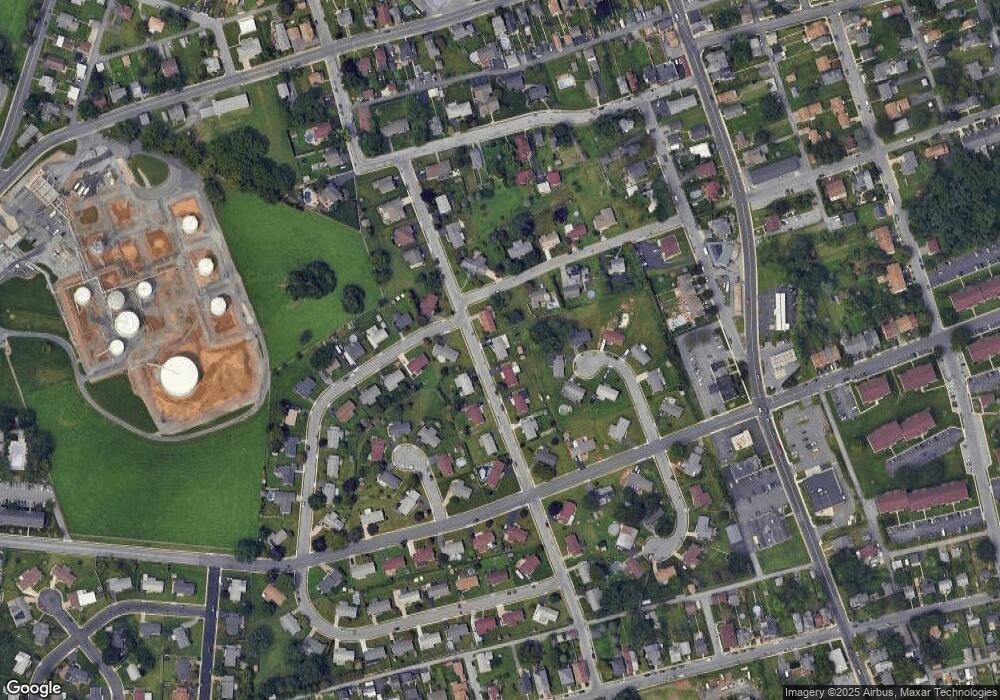 1331 5th St, Whitehall, PA 18052 - photo 1