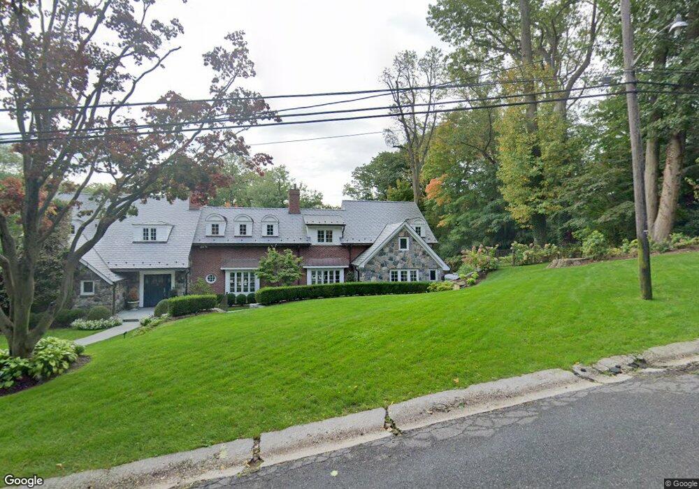 43 The Oaks, Roslyn, NY 11576 - photo 1